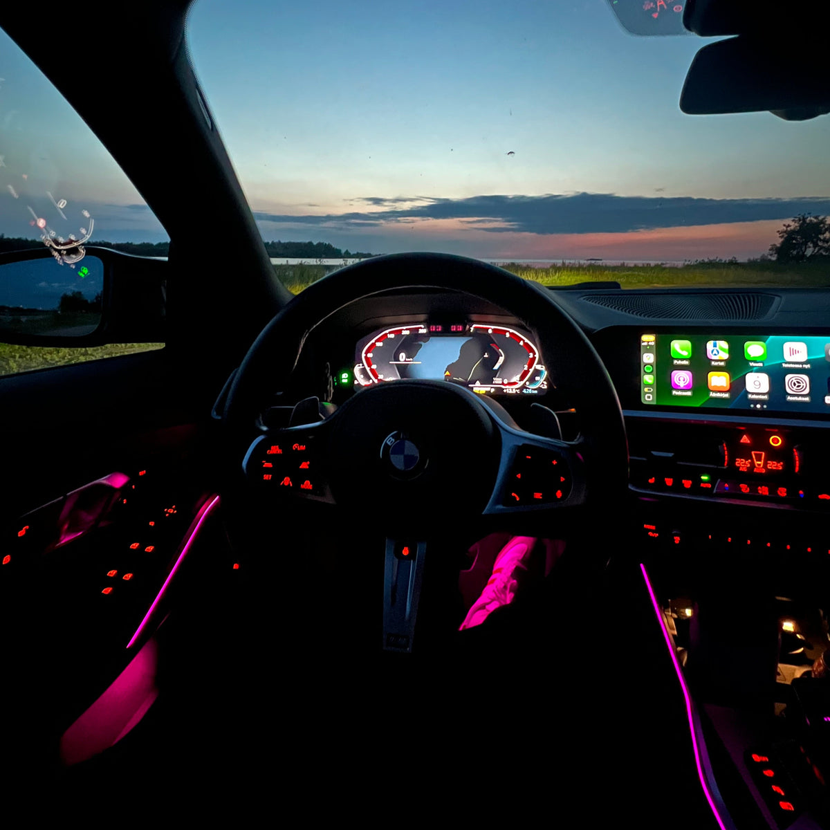 BMW G20/G22/G80/G82 - Keskikonsolin tunnelmavalot NightDrive